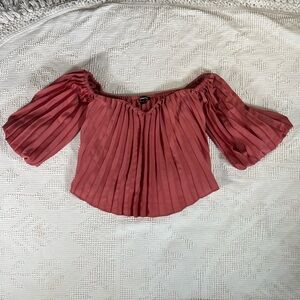 Express Pleated Off-Shoulder Top in Rose